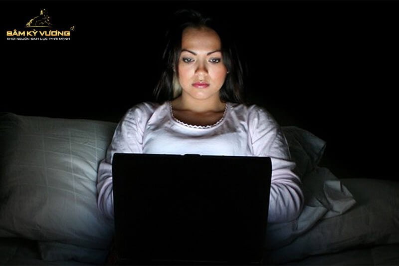 8 Tác hại của thức khuya bạn không nên xem thường