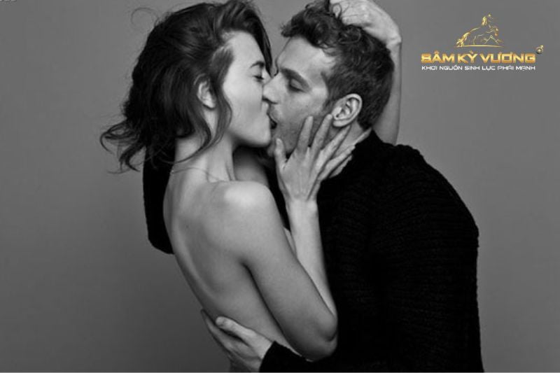 5 Cách hôn làm đàn ông mê mẩn hiệu quả 100%